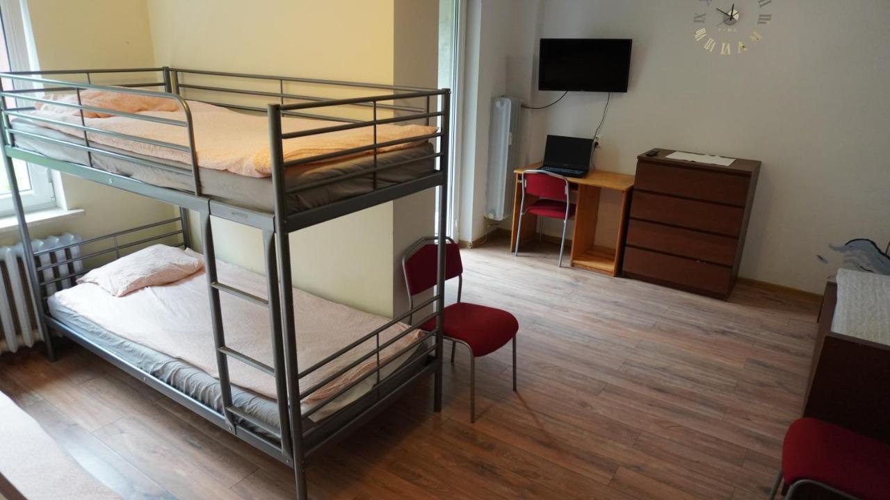 Hostel4U กดัญสก์ ภายนอก รูปภาพ