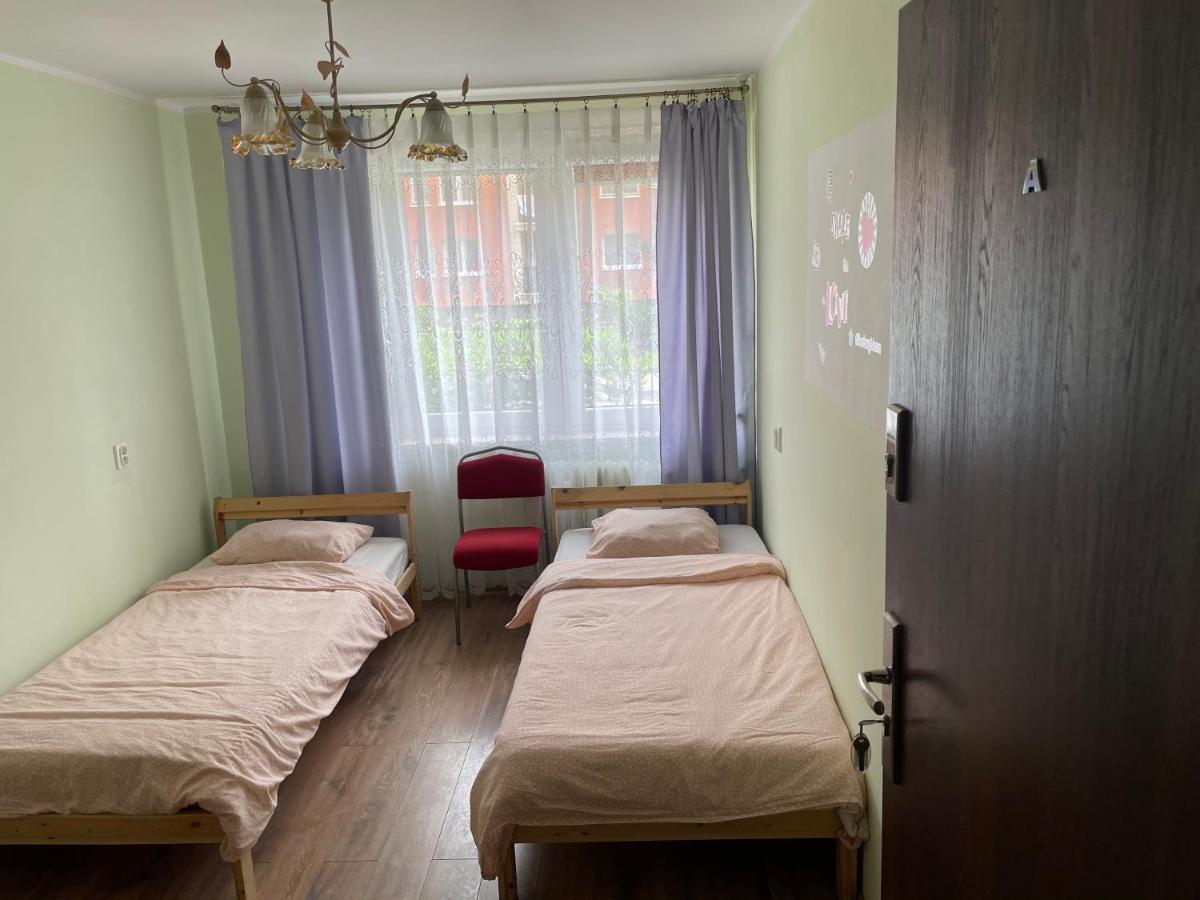 Hostel4U กดัญสก์ ภายนอก รูปภาพ