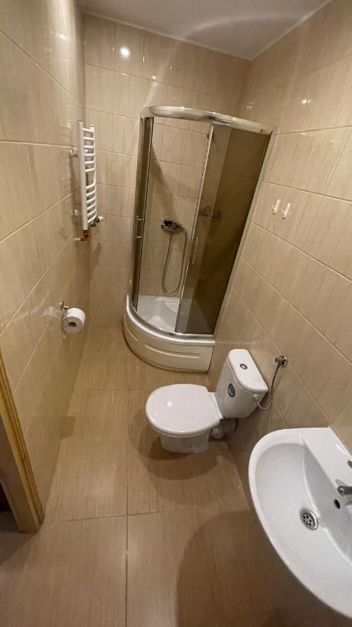 Hostel4U กดัญสก์ ภายนอก รูปภาพ