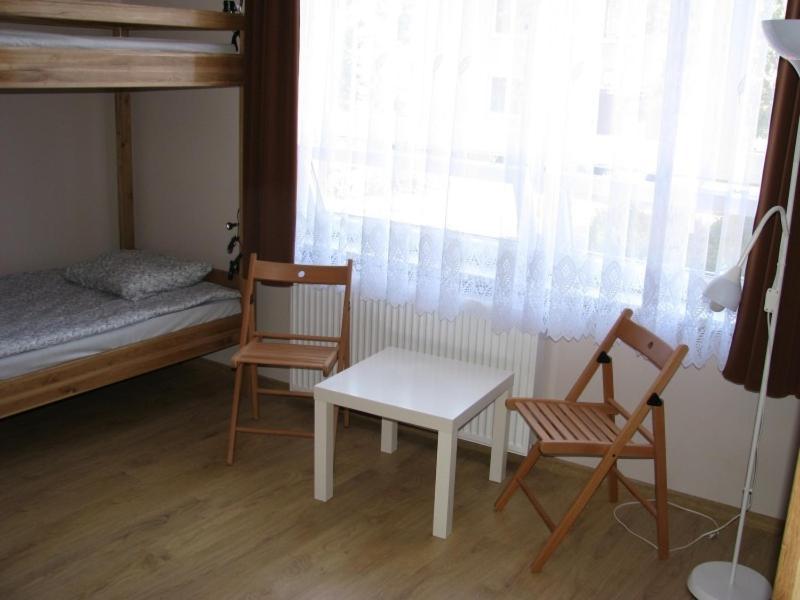 Hostel4U กดัญสก์ ห้อง รูปภาพ